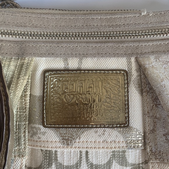 COACH Poppy Patchwork Crossbody Bag - Picture 3 of 5